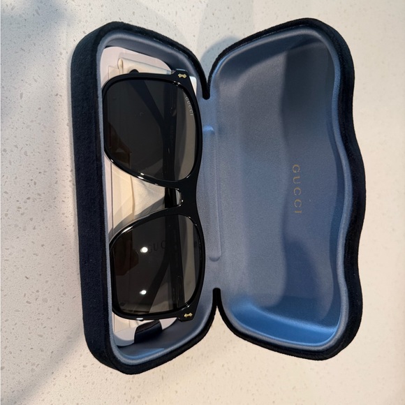 Gucci Black and Gold Sunglasses 57MM Square